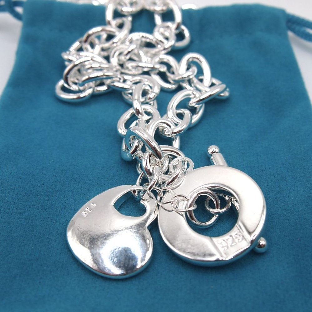 Stunning "Homage" ♥ Heart ♥ w/ Toggle Stamped 925 Sterling Silver Necklace - Picture 2 of 9